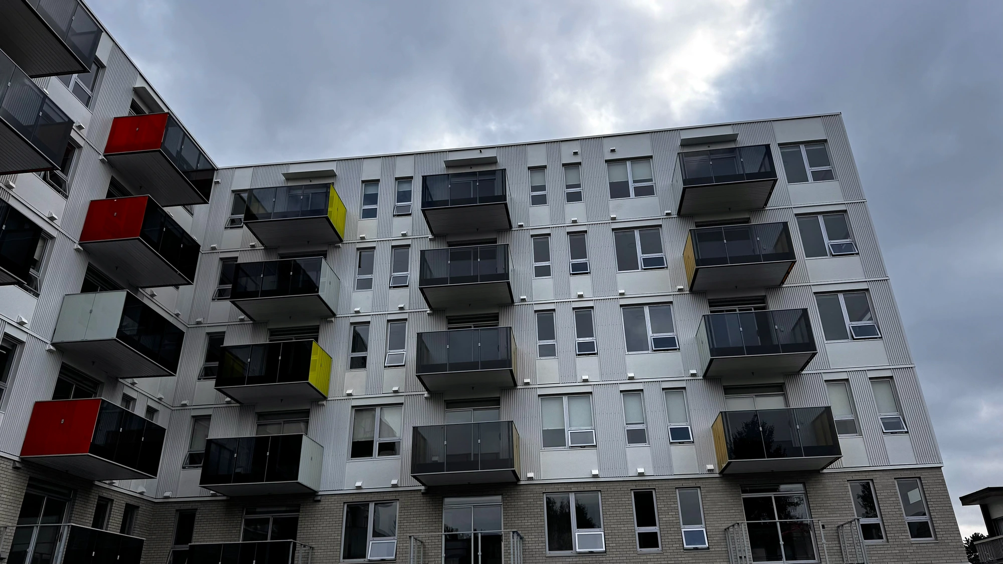 Balcony elevation, colour-blocked panel
